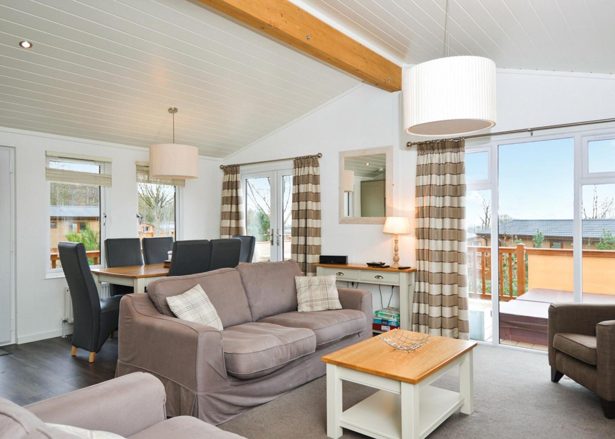 Cheddar Woods Resort And Spa Room photo